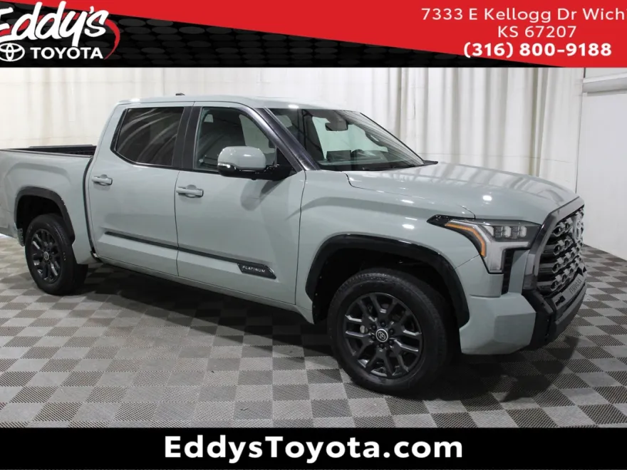 2024 Toyota Tundra Platinum photo 1