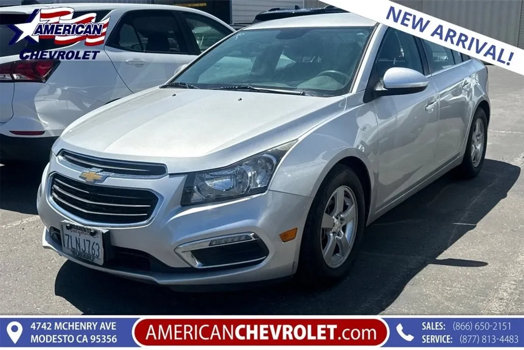 2016 Chevrolet Cruze LT photo 1