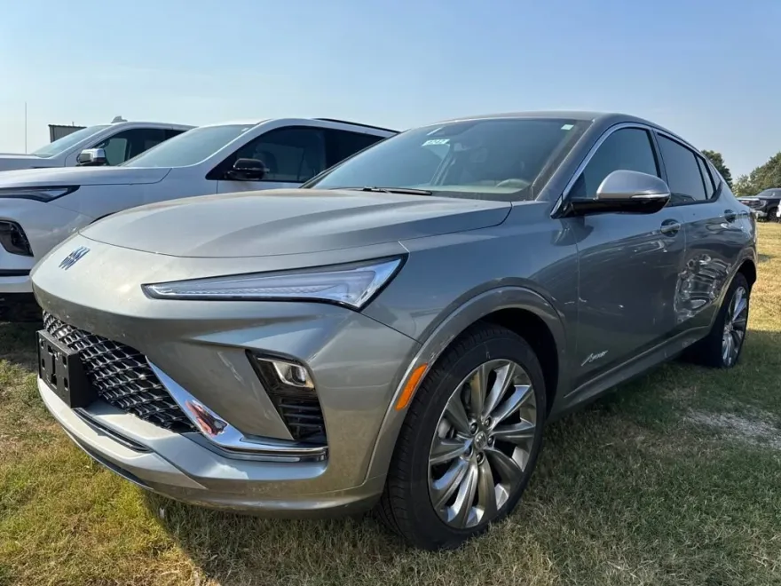 2025 Buick Envista Avenir photo 1