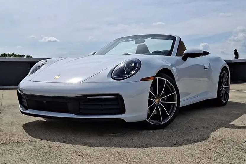 2023 Porsche 911 4 photo 1
