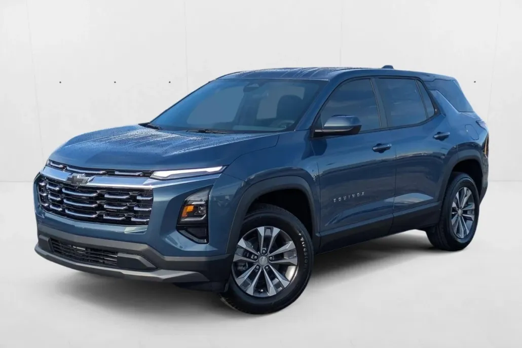 2026 Chevrolet Equinox LT photo 1