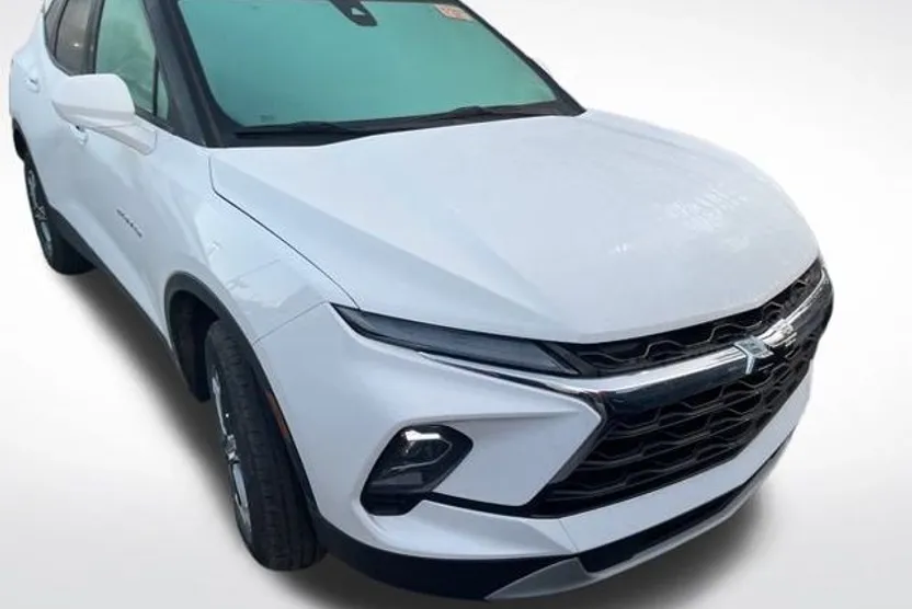 2023 Chevrolet Blazer 2LT photo 1