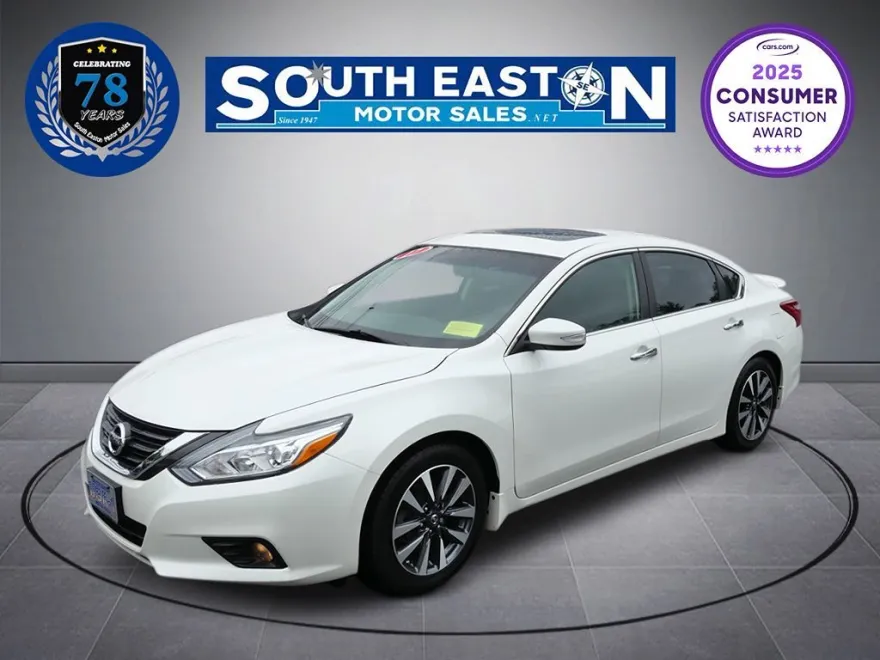 2017 Nissan Altima 2.5 SV photo 1