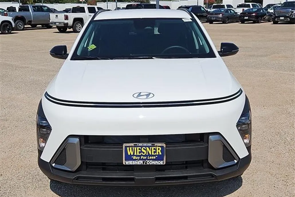 2026 Hyundai Kona SEL photo 1
