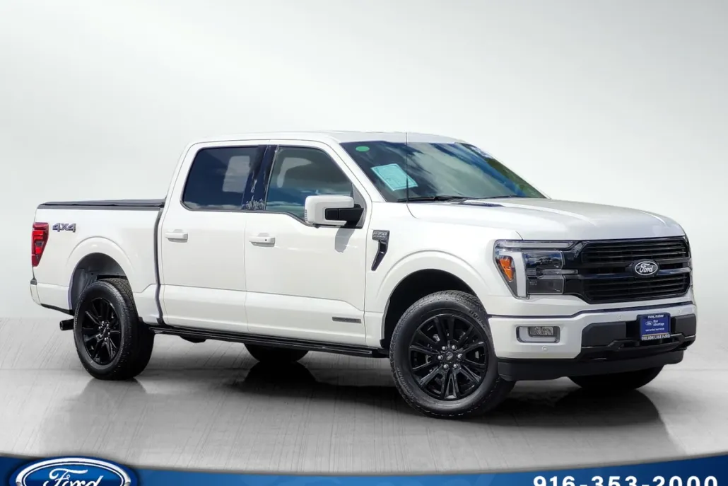 2024 Ford F-150 Platinum photo 1