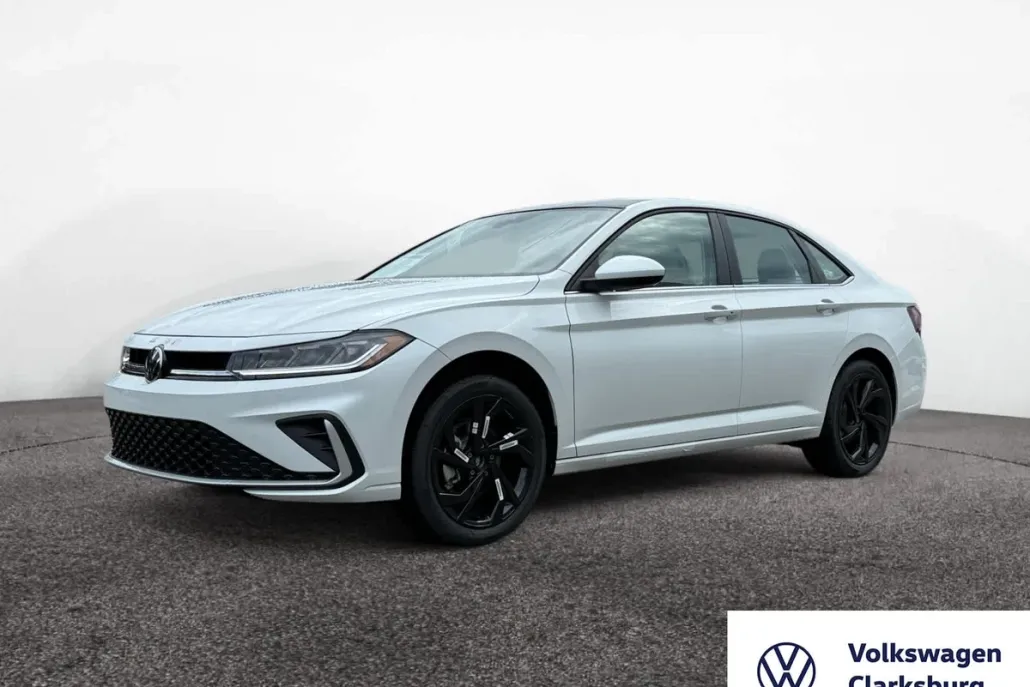 2025 Volkswagen Jetta SE photo 1