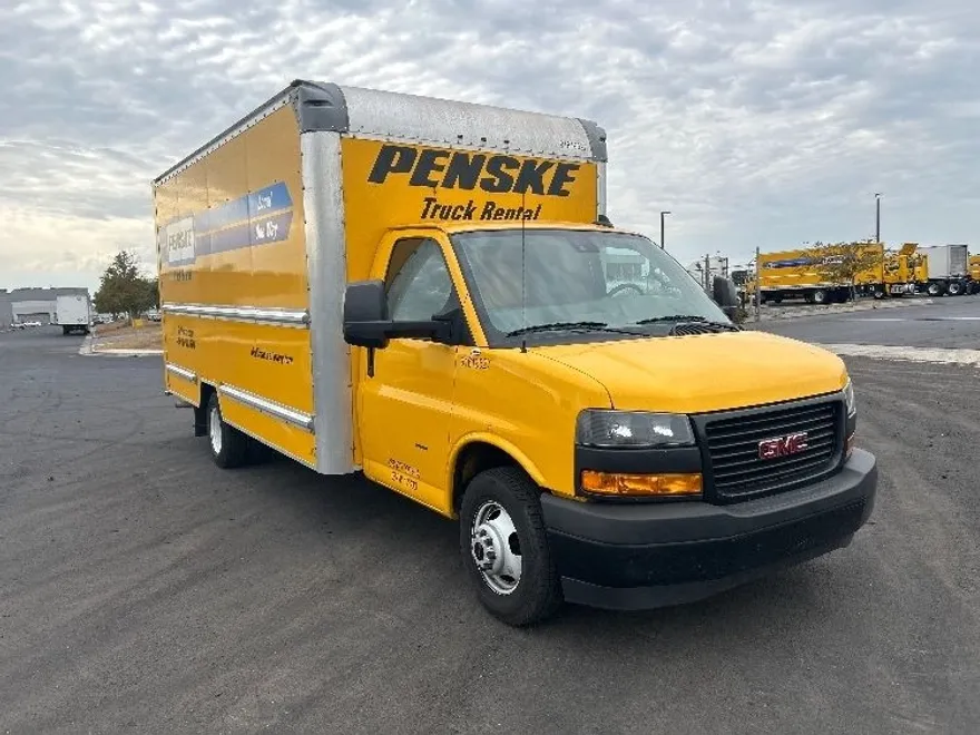 2021 Gmc Savana 3500 Cutaway photo 1