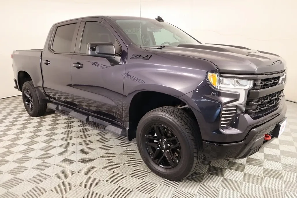 2023 Chevrolet Silverado 1500 LT Trail Boss photo 1