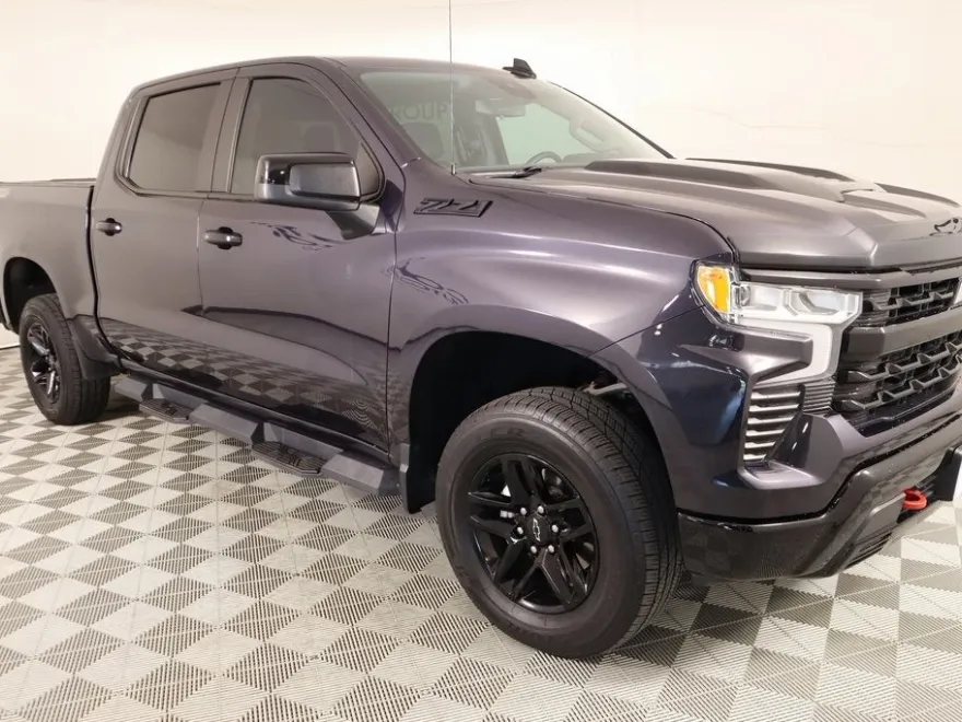 2023 Chevrolet Silverado 1500 LT Trail Boss photo 1