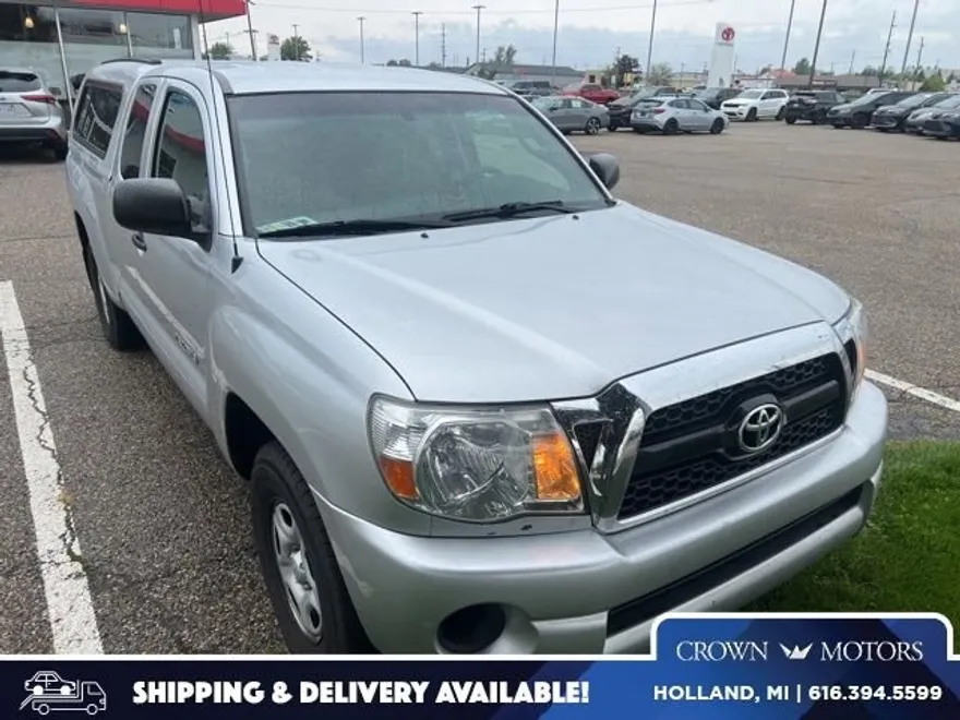 2011 Toyota Tacoma SR5 photo 1