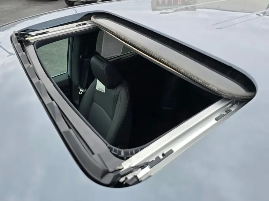 2025 Honda Odyssey photo 1