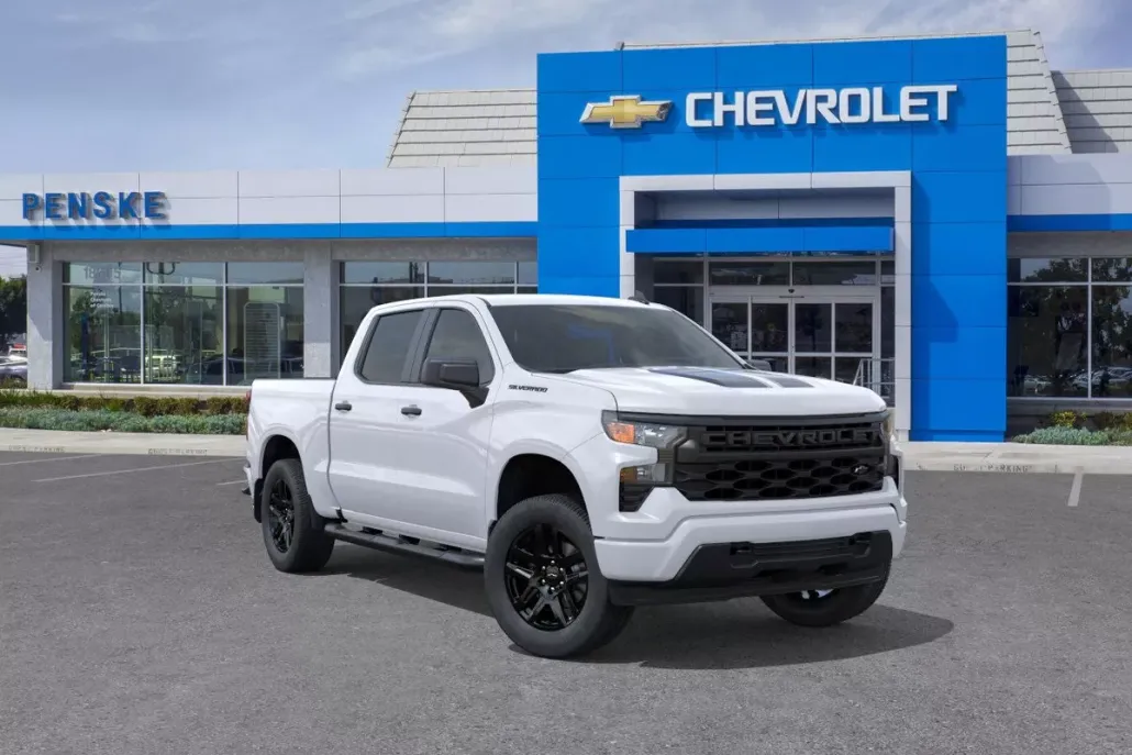 2026 Chevrolet Silverado 1500 Custom photo 1