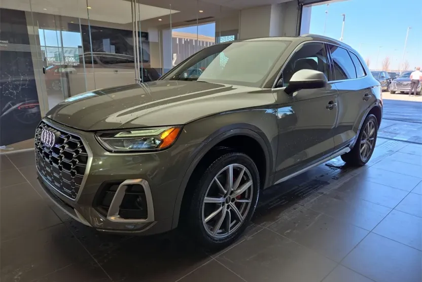 2025 Audi SQ5 Premium Plus photo 1
