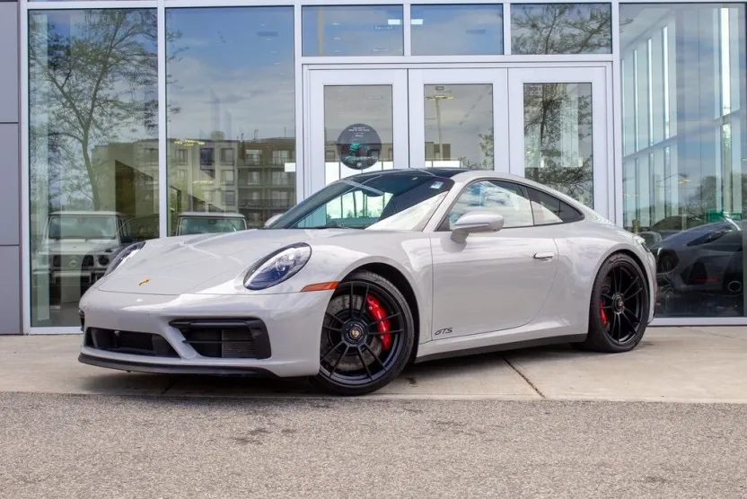 2024 Porsche 911 GTS photo 1