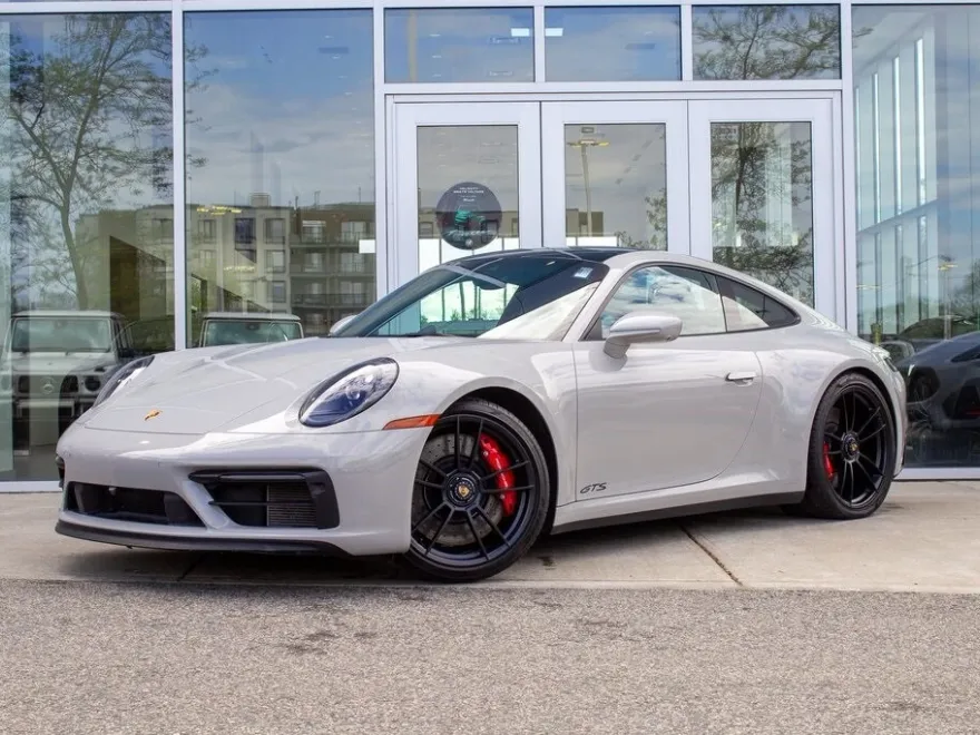 2024 Porsche 911 GTS photo 1