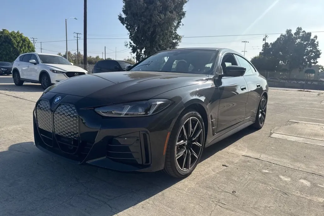 2025 Bmw i4 eDrive40 photo 1