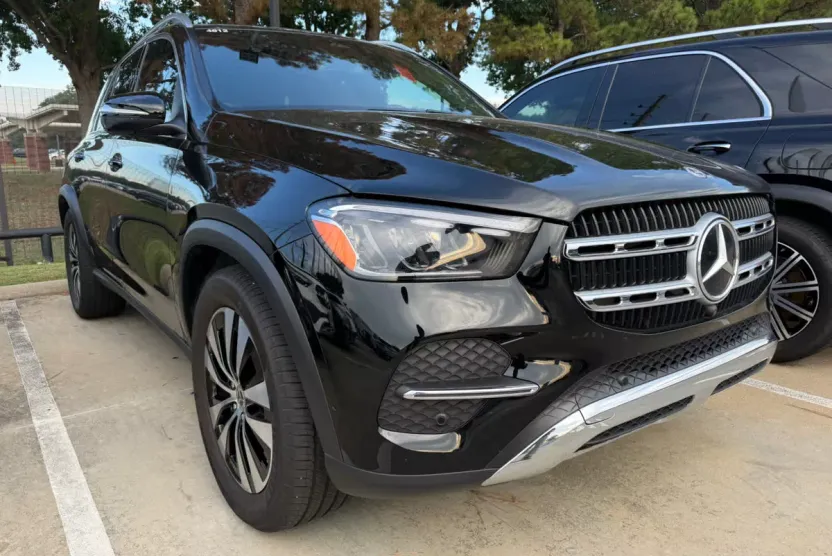 2025 Mercedes Benz GLE 350 4MATIC photo 1