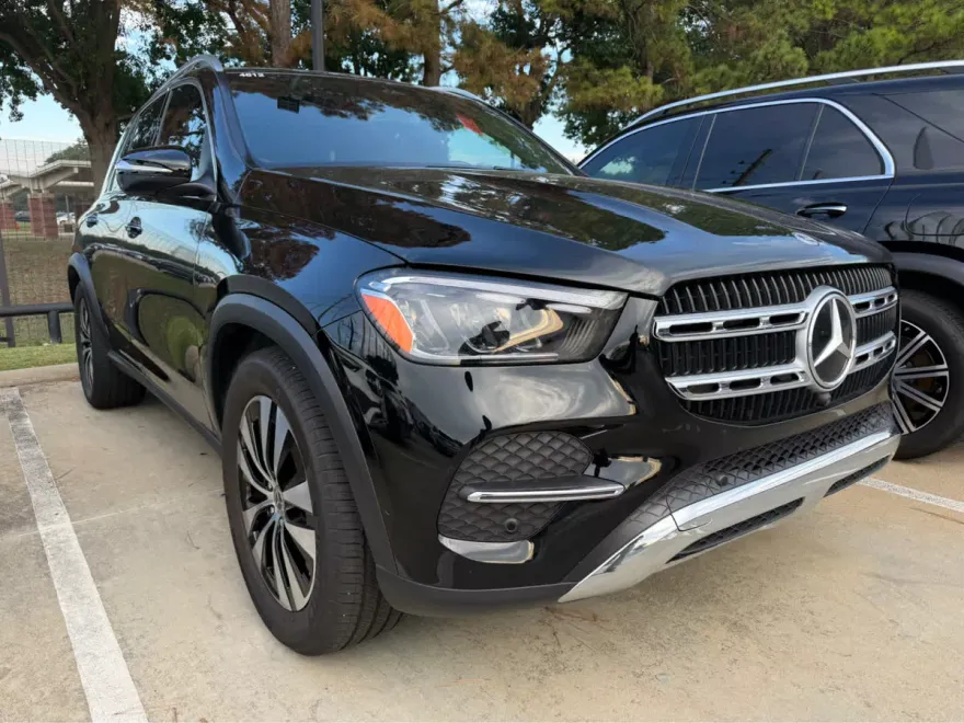 2025 Mercedes Benz GLE 350 4MATIC photo 1