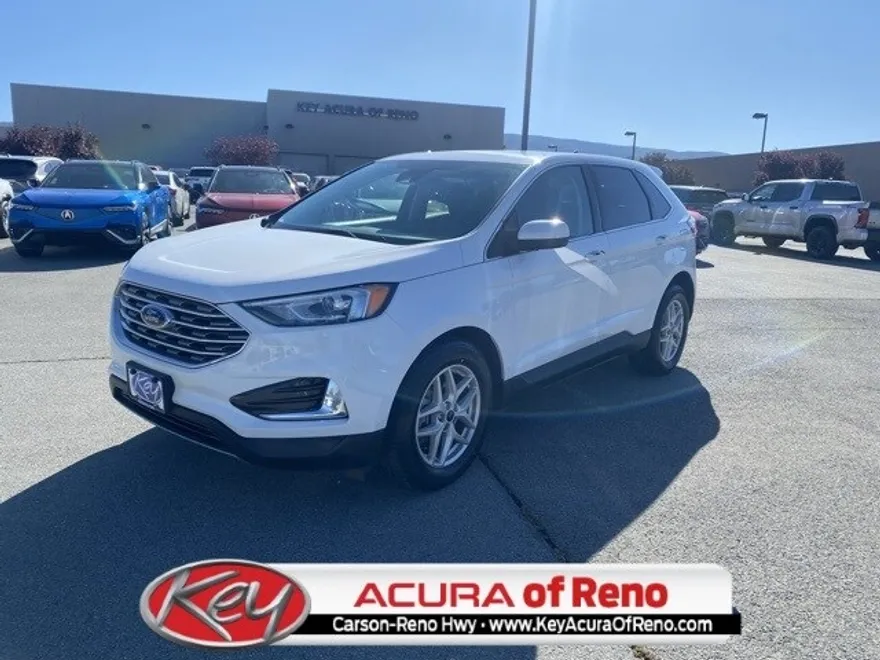 2022 Ford Edge SEL photo 1