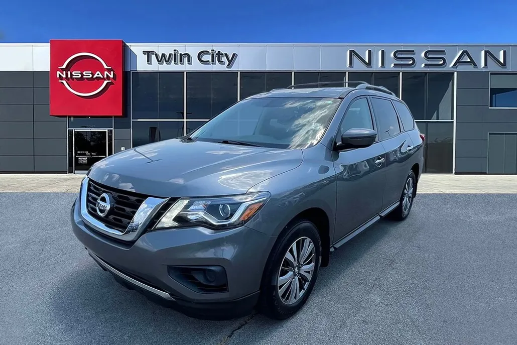 2020 Nissan Pathfinder S photo 1