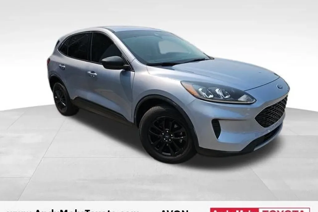 2022 Ford Escape SE photo 1
