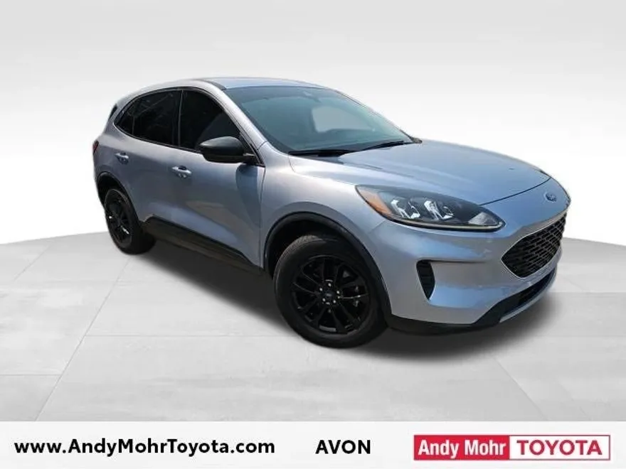 2022 Ford Escape SE photo 1