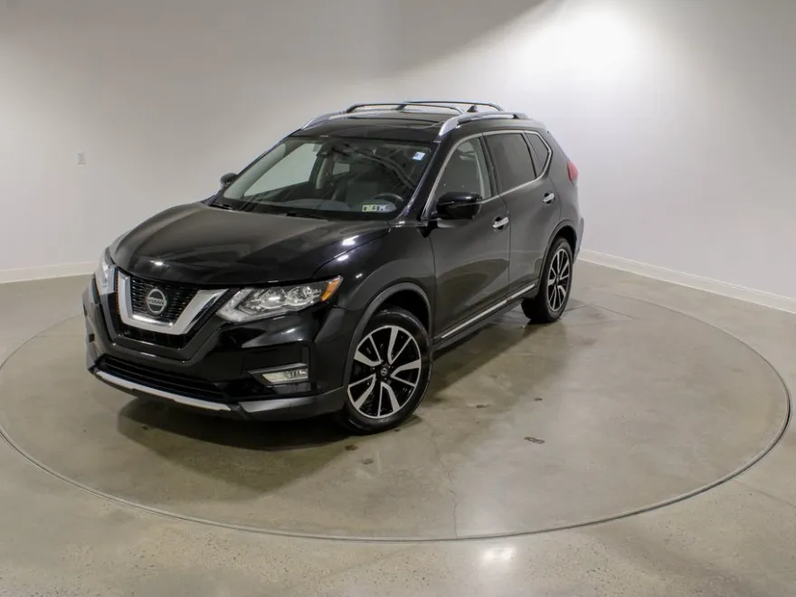 2018 Nissan Rogue SL photo 1