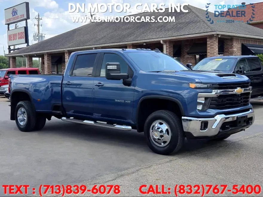 2024 Chevrolet Silverado 3500HD LT photo 1