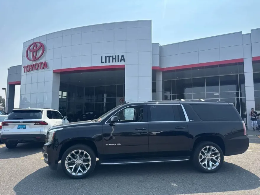 2020 Gmc Yukon XL SLT photo 1