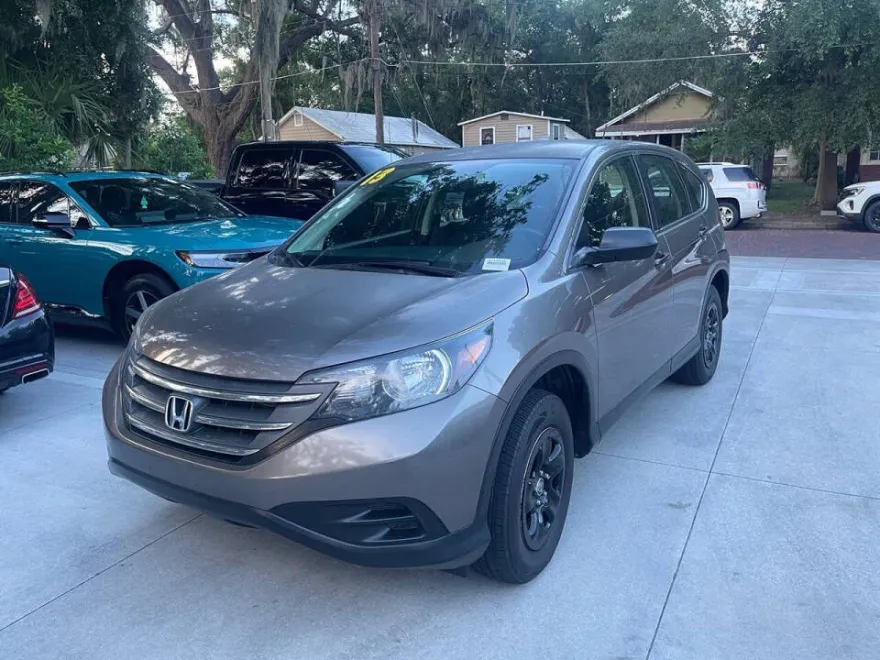 2013 Honda CR-V LX photo 1