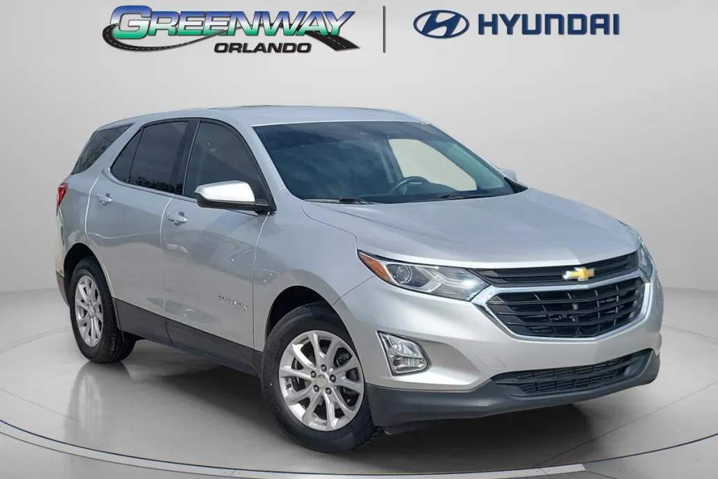 2020 Chevrolet Equinox LT photo 1