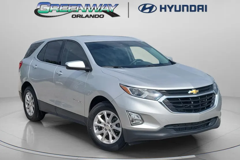 2020 Chevrolet Equinox LT photo 1