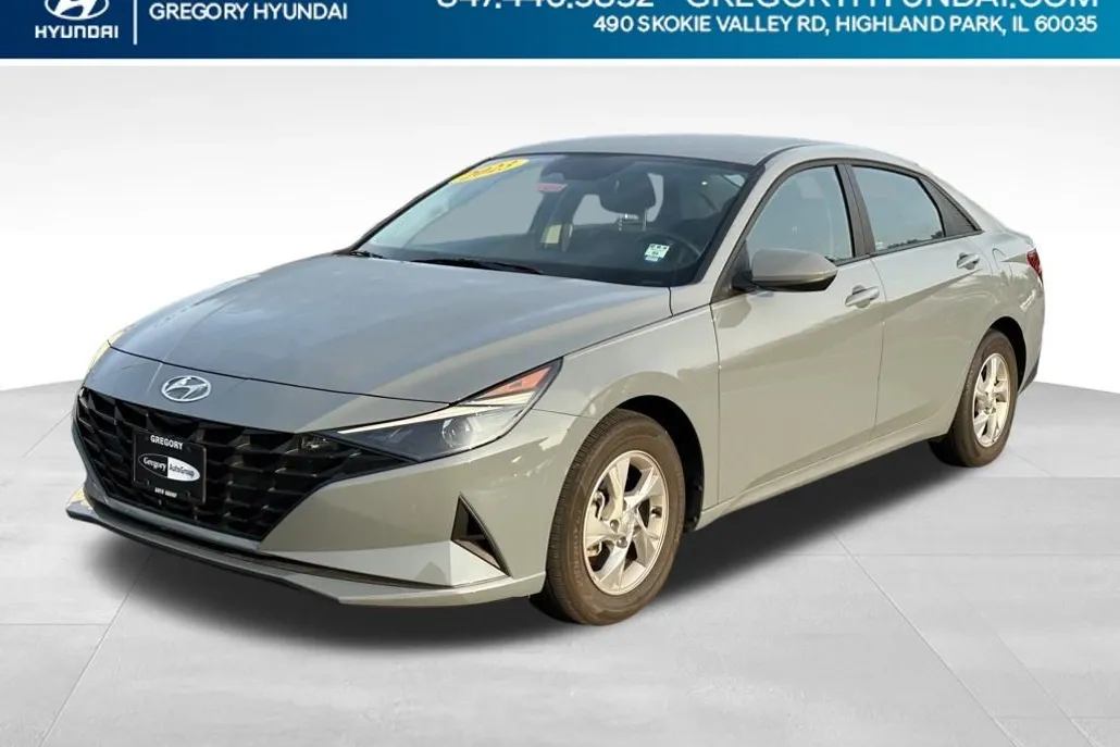 2023 Hyundai Elantra SE photo 1