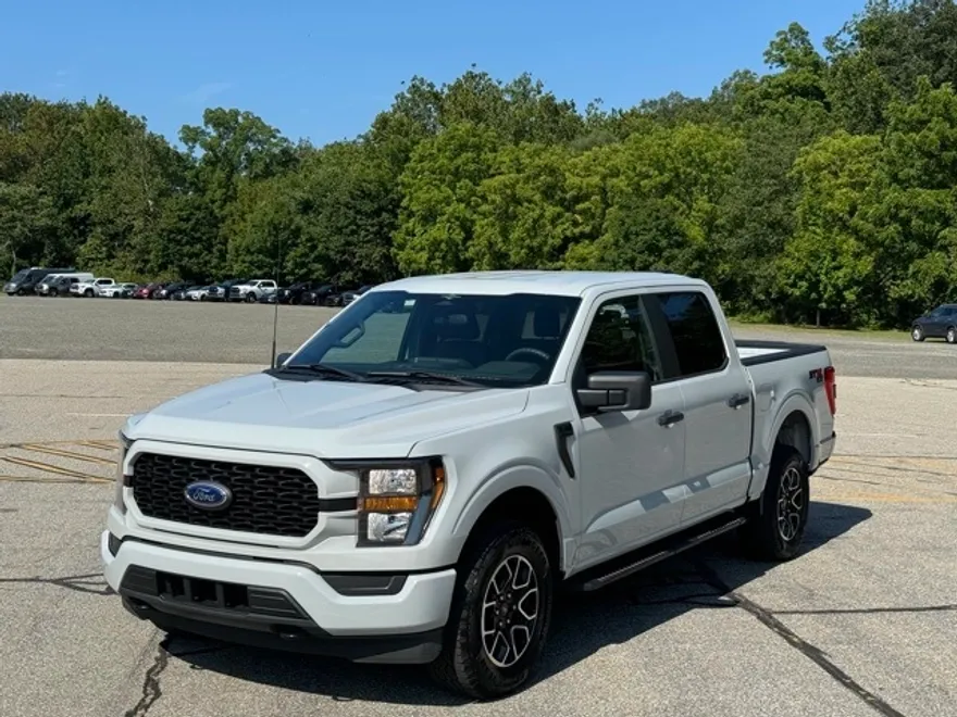 2023 Ford F-150 XL photo 1
