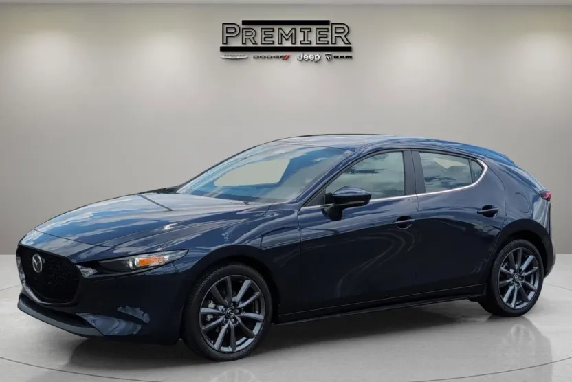 2024 Mazda Mazda3 Hatchback 2.5 s Preferred photo 1