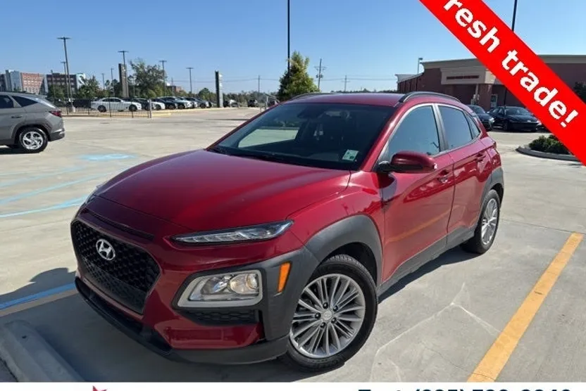 2020 Hyundai Kona SEL photo 1