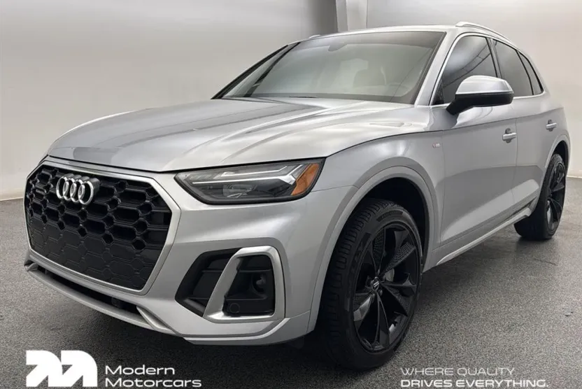 2023 Audi Q5 S line Premium photo 1