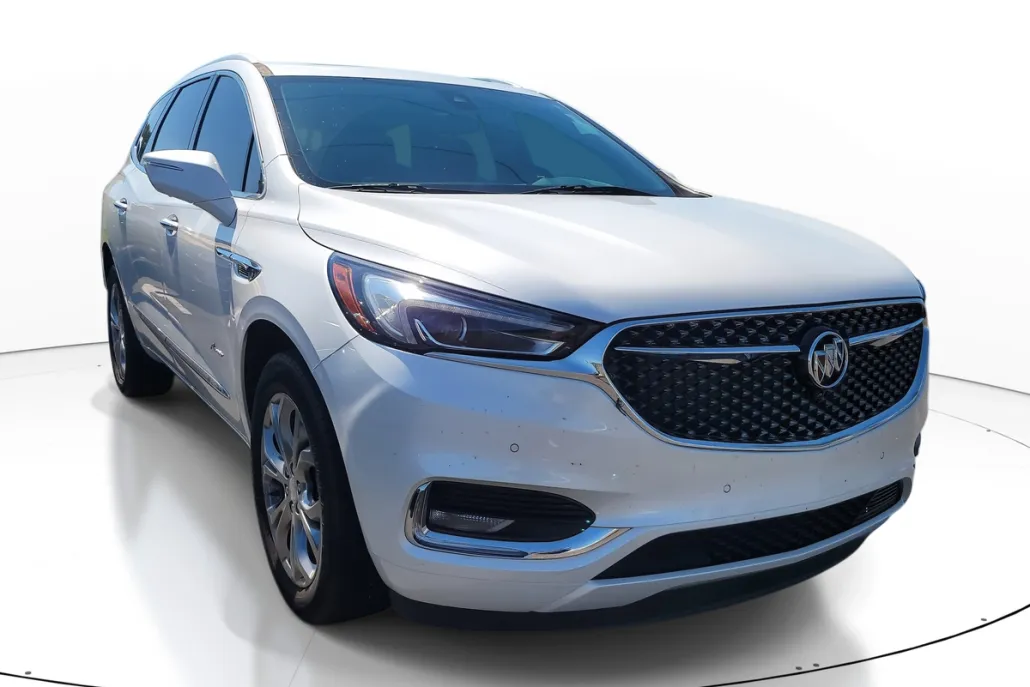 2021 Buick Enclave Avenir photo 1