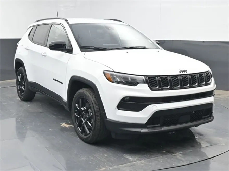2026 Jeep Compass Latitude photo 1