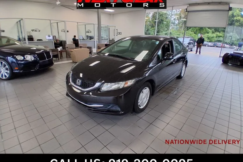 2013 Honda Civic HF photo 1