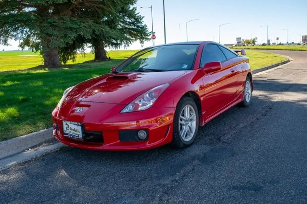 2005 Toyota Celica GT photo 1