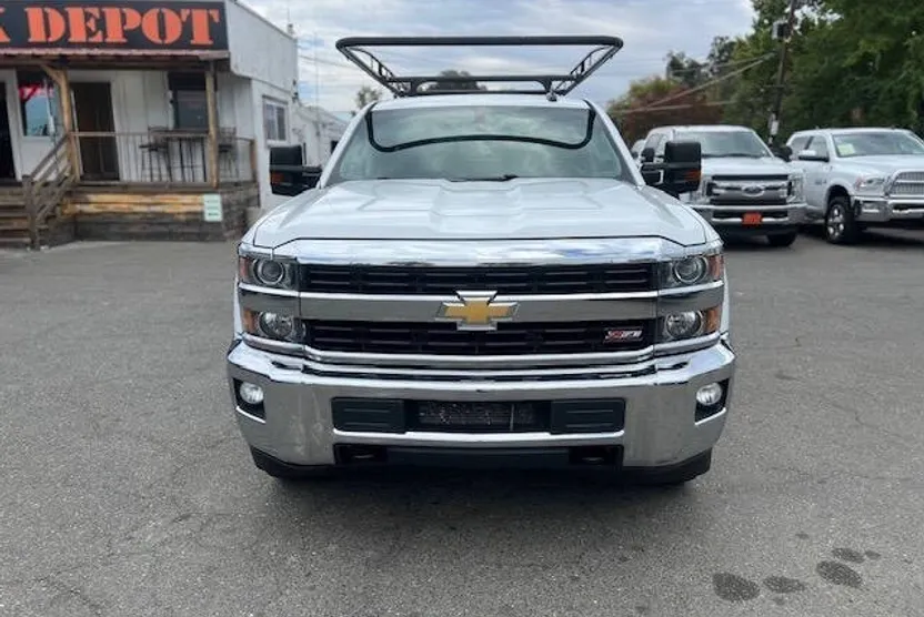 2015 Chevrolet Silverado 2500HD LT photo 1