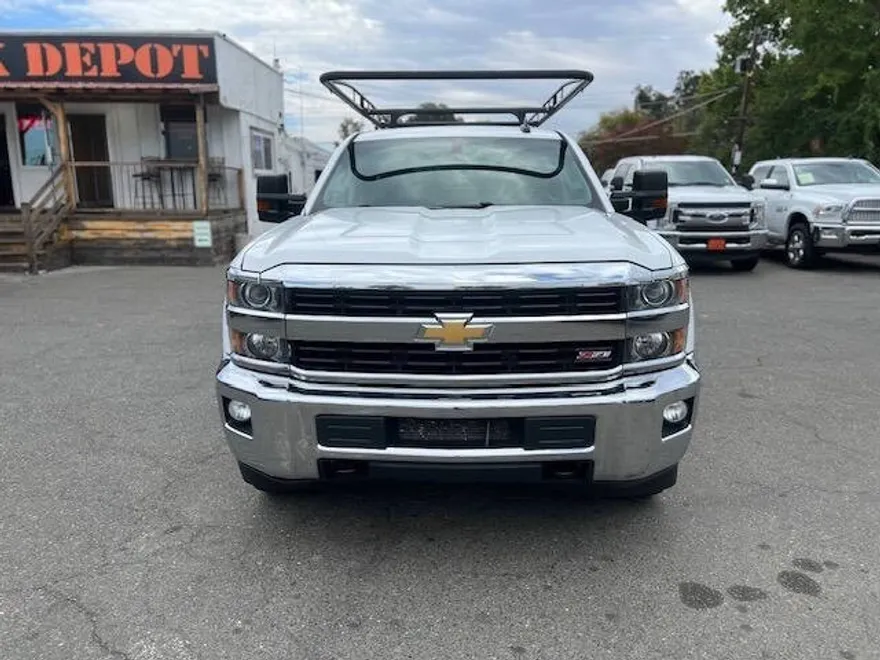 2015 Chevrolet Silverado 2500HD LT photo 1