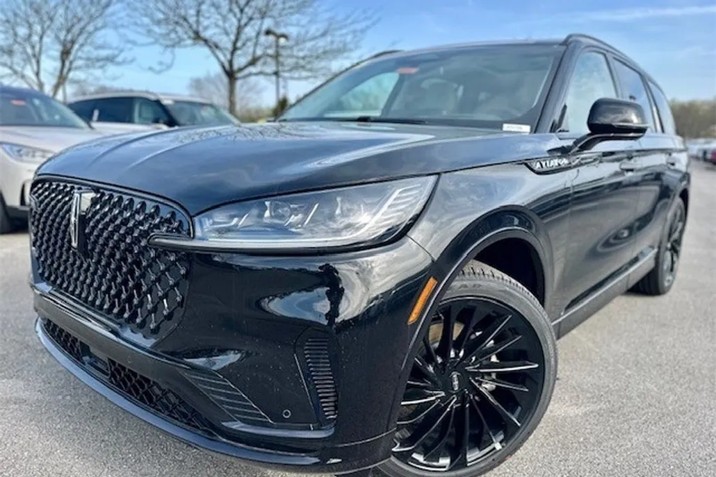 2025 Lincoln Aviator Reserve photo 1