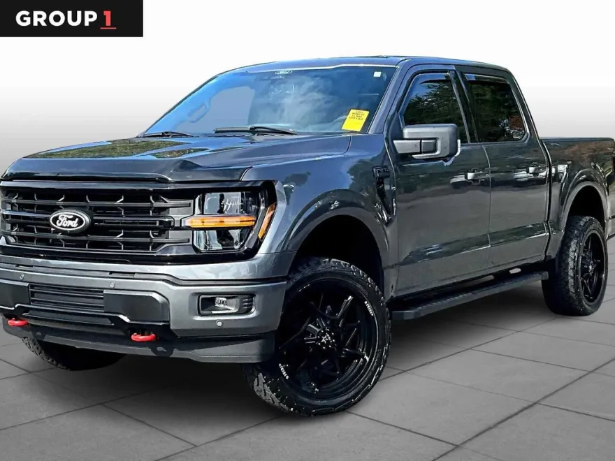 2025 Ford F-150 XLT photo 1