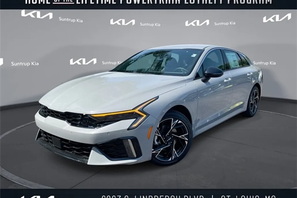 2026 Kia K5 GT-Line photo 1