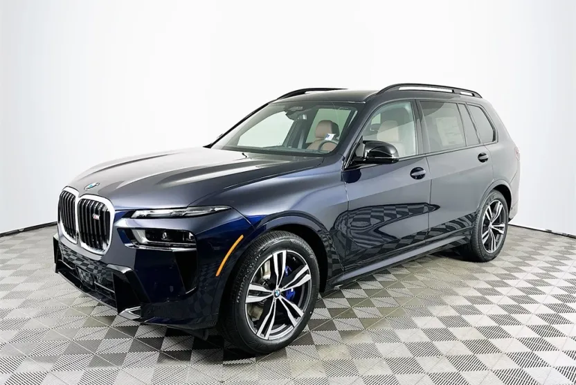 2025 Bmw X7 M60i photo 1
