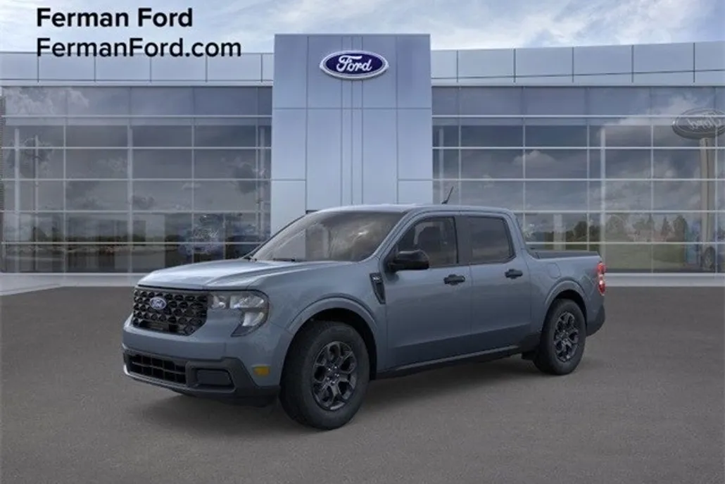2025 Ford Maverick XLT photo 1