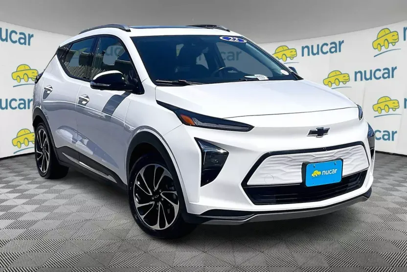 2022 Chevrolet Bolt EUV Premier photo 1