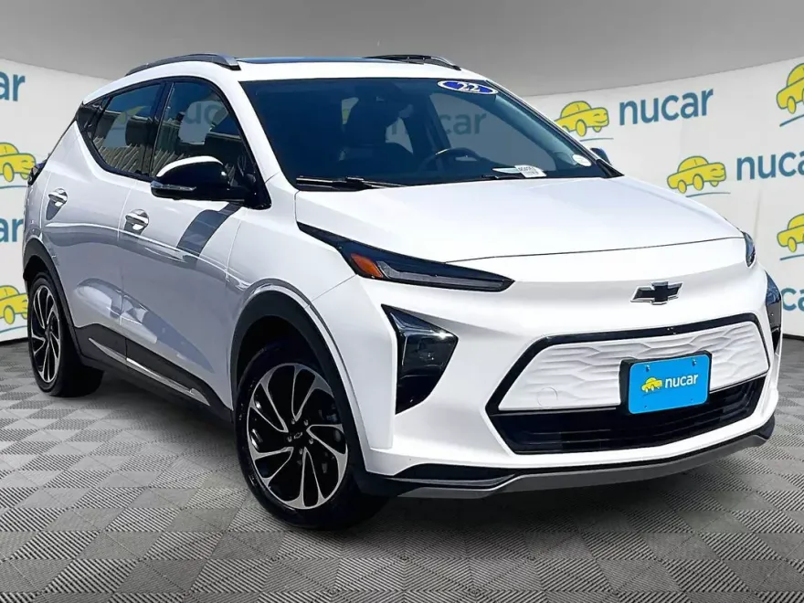 2022 Chevrolet Bolt EUV Premier photo 1